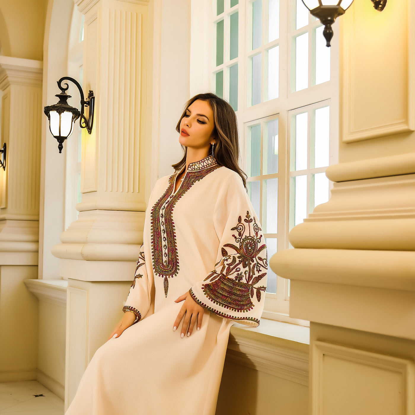 Fashion Muslim Neck Embroidered Robe