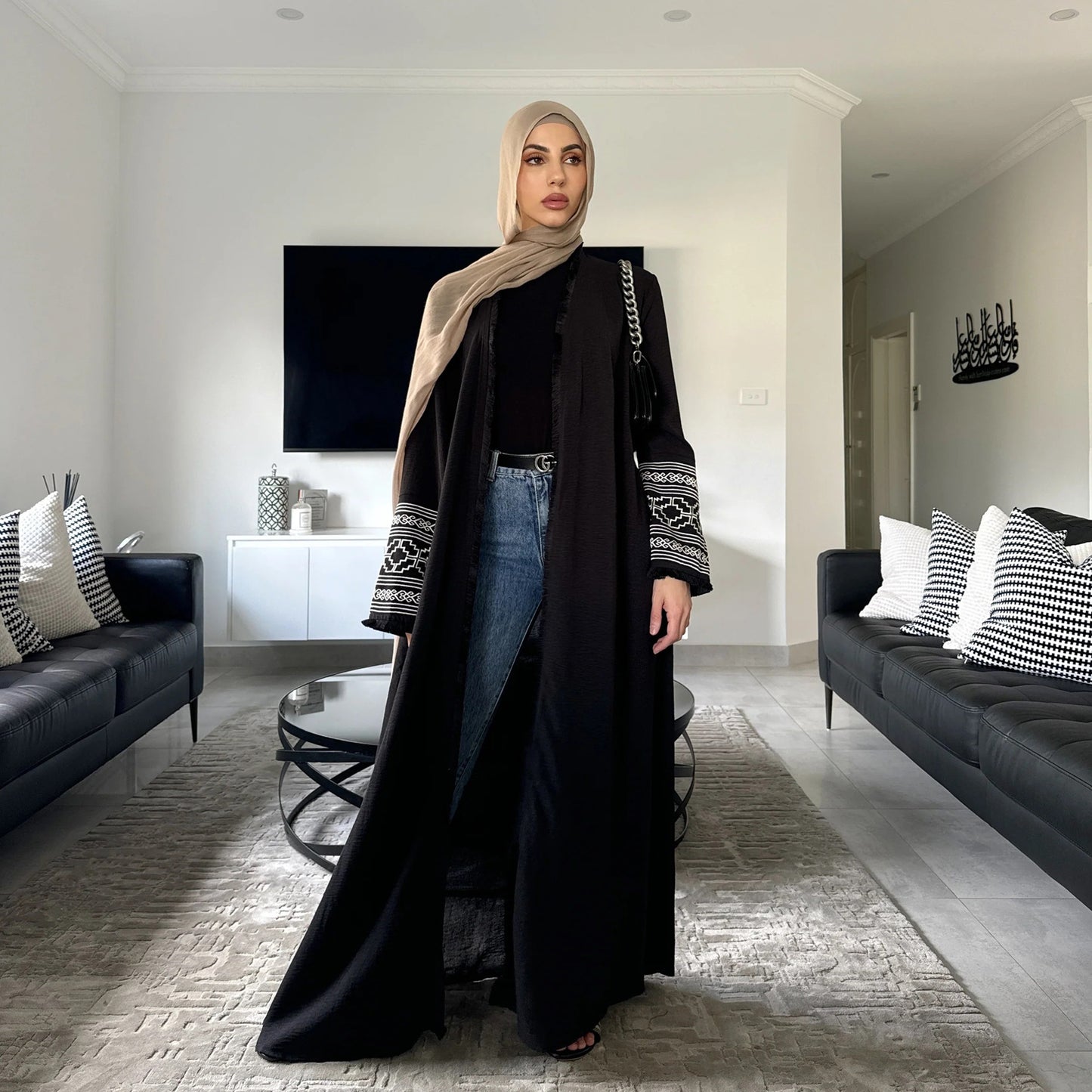 Women Solid Color Embroideried Sleeve Open Abaya